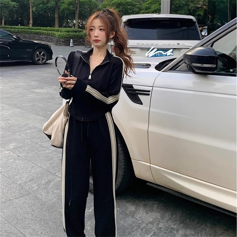 300斤大码宽松洋气减龄时尚套装女秋季200胖mm显瘦卫衣卫裤两件套
