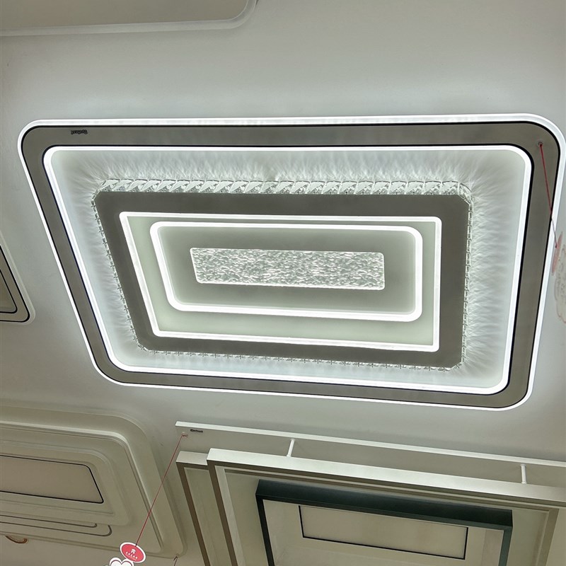 常州灯具城直销新款LED吸顶灯简约大气水晶轻奢客厅卧室餐厅灯具图片