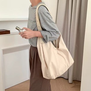 果果日韩慵懒风褶皱尼龙帆布包大容量时尚 休闲百搭单肩腋下包