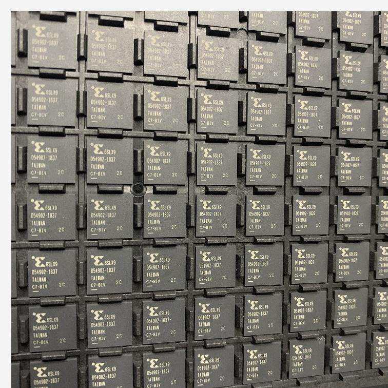 XC6SLX9-2CPG196I/C封装FBGA-196现场可程式设计门阵列IC原装