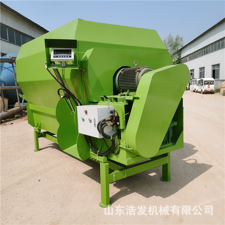 双轴12立方卧式拌草机养殖场tmr粉草混料一体机带称重日粮制备机