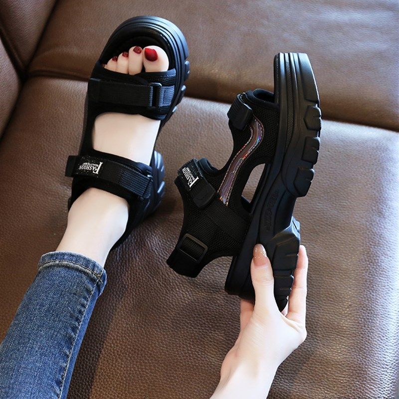 2024新款凉鞋女款夏季厚底松糕鞋高档网红时尚软底沙滩休闲女鞋子