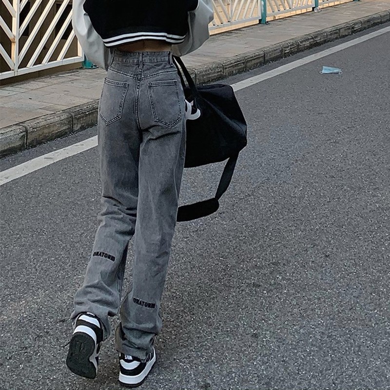 美式牛仔裤女大码胖妹妹遮胯宽松显瘦时尚字母灰蓝色烟筒九分裤子