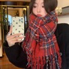 新年圣诞礼物红色格子围巾女秋冬季保暖