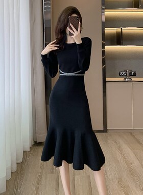 黑色针织连衣裙女装秋冬新款收腰显瘦中长款气质内搭打底鱼尾裙子