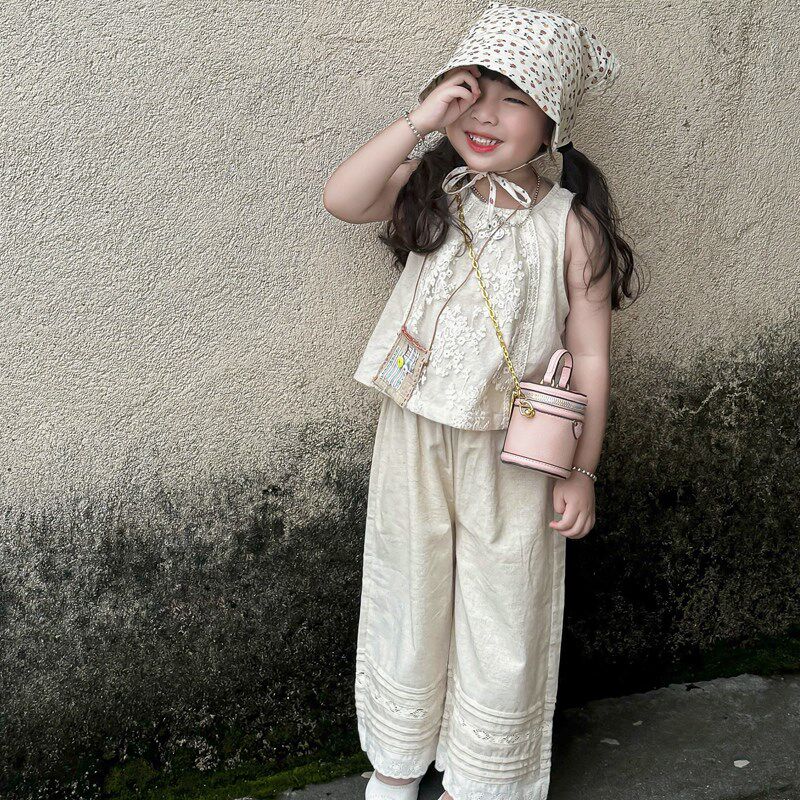 新款女童包包精致水桶斜挎包迷你小女孩宝宝手拎包百搭外出零钱包