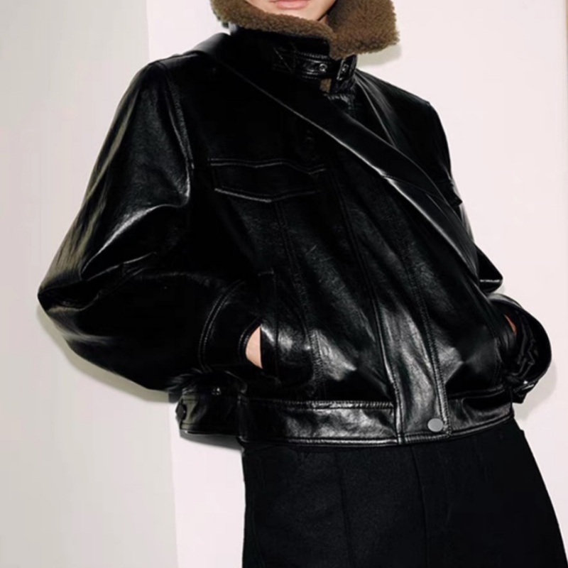 艾诺丝商场同款2025秋季新款宽松加棉撞色翻领皮衣外套女AR104112