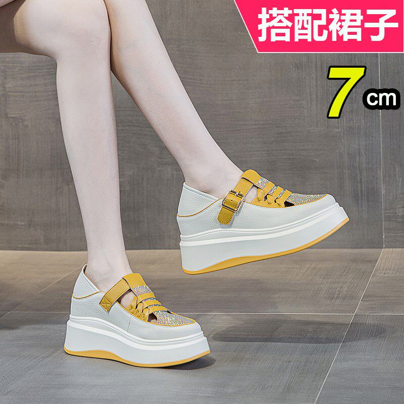 凉鞋女厚底真皮2025今年流行爆款搭配裙子的鞋子松糕底内增高女鞋