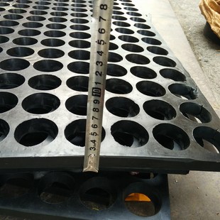 新品促吊钩抛丸机配件376378漏砂板喷砂机橡胶板筛网孔垫板耐磨隔