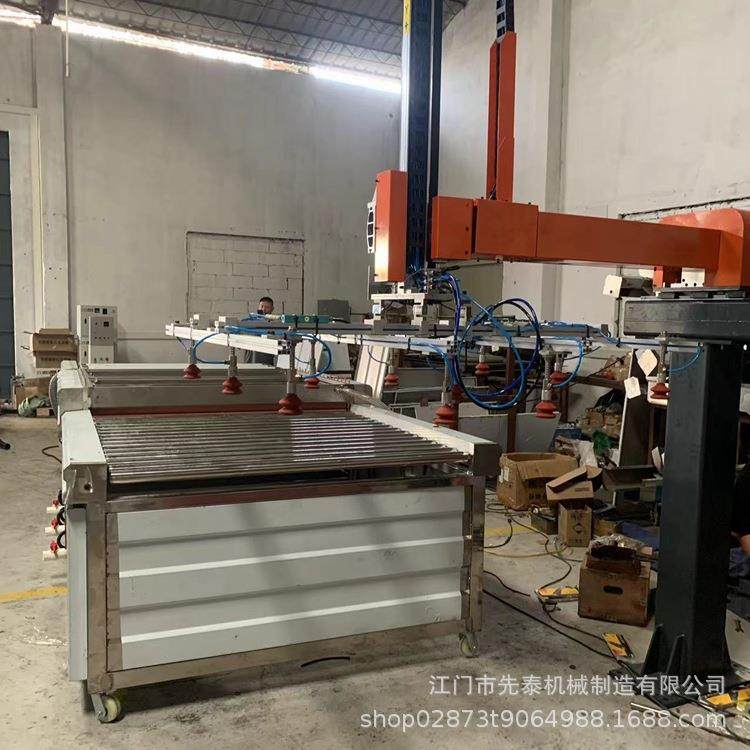 先泰喷淋毛刷清洗机镀锌板除油钢板清洗烘干机