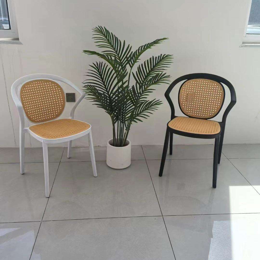 塑料藤编椅子加厚户外叠放餐椅现代简约网红靠背镂空书桌休闲凳子