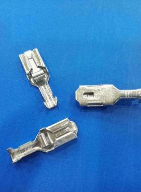 DJ624-D6.3250插簧带锁镀雾锡6.3插簧母端子连接器