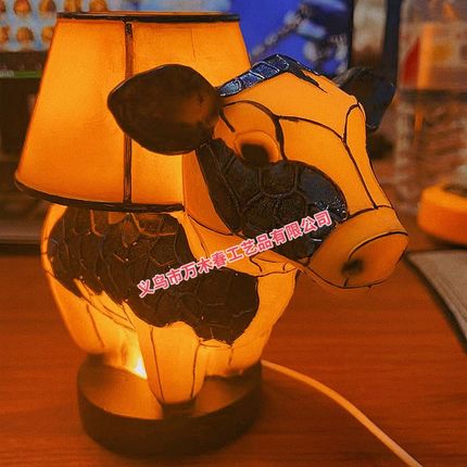 Animal Table Lamp小牛动物台 创意树脂家居床头发光牛头台灯摆件