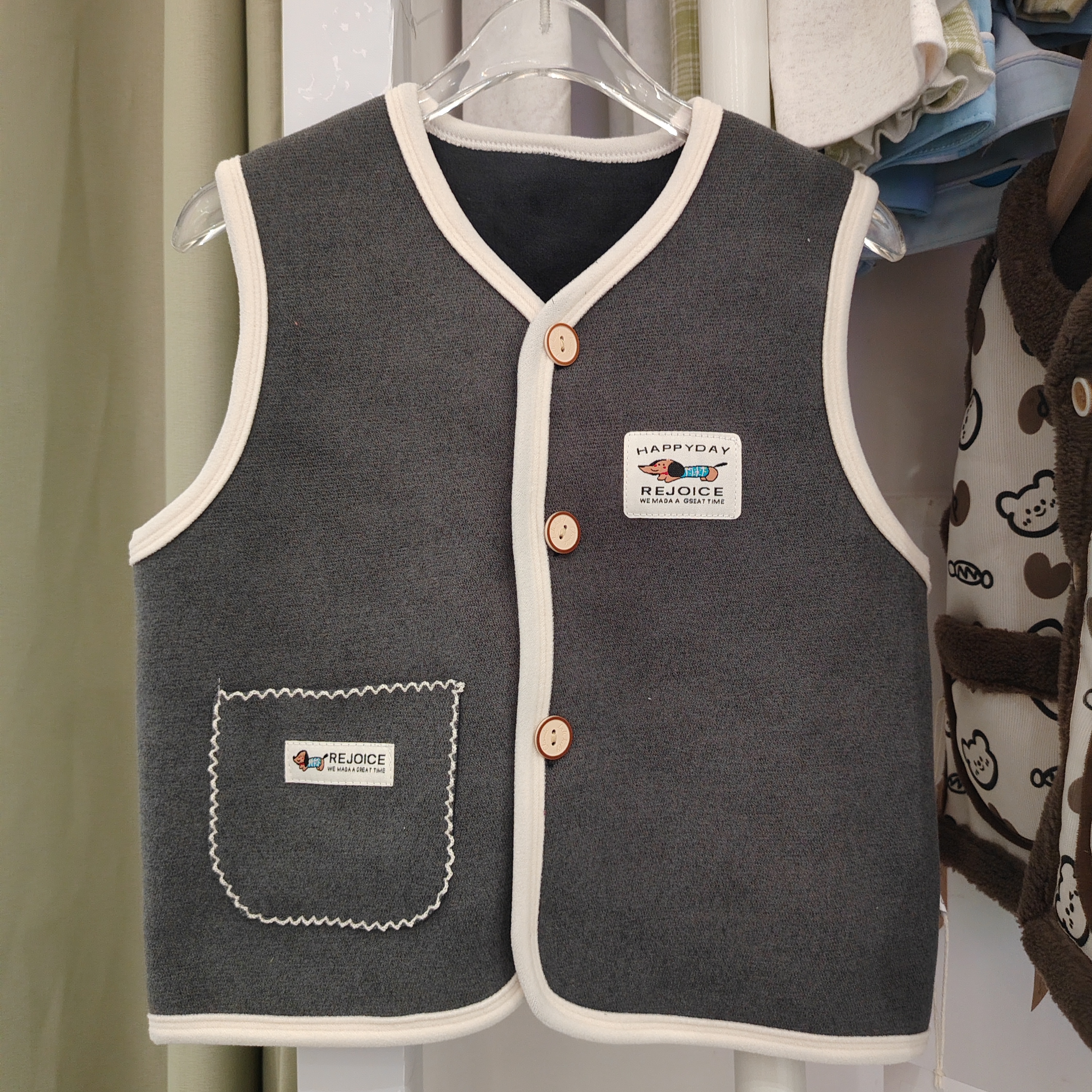 现货120-150尺码儿童加绒马甲秋冬上衣保暖男孩女孩外穿背心净色