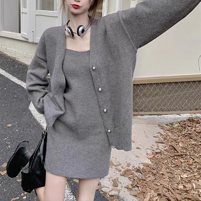 灰色针织吊带裙女秋冬2023新款纯欲高冷御姐风包臀连衣裙开衫套装