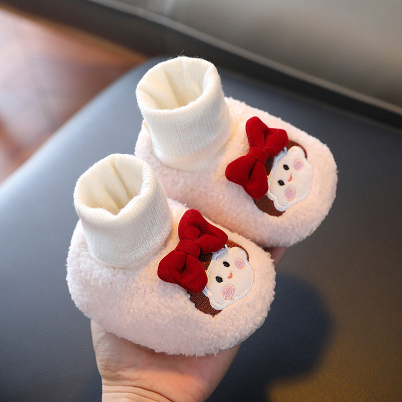 婴儿鞋女宝宝鞋袜秋冬季加绒保暖棉鞋防掉脚套软底步前公主鞋01岁