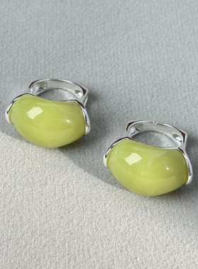 轻奢小众设计感绿色通透树脂戒指女高级个性时髦气质简约方形指环