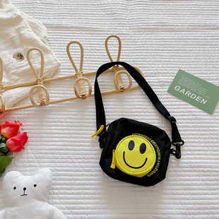简约休闲儿童斜挎包可爱笑脸男童背包时尚小包宝宝装饰小挎包百搭