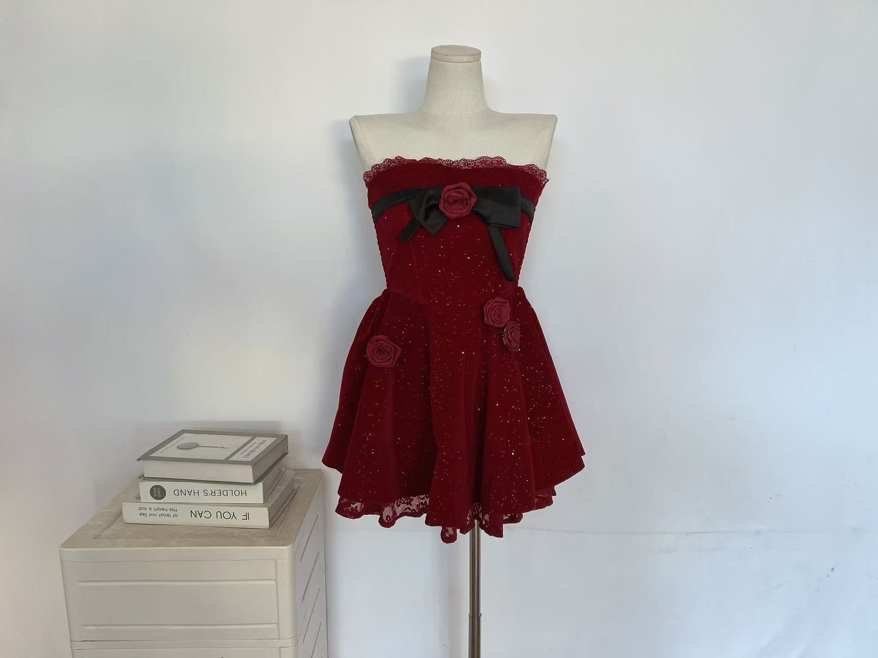 高级感圣诞战袍法式蕾丝连衣裙秋礼服/晚装
