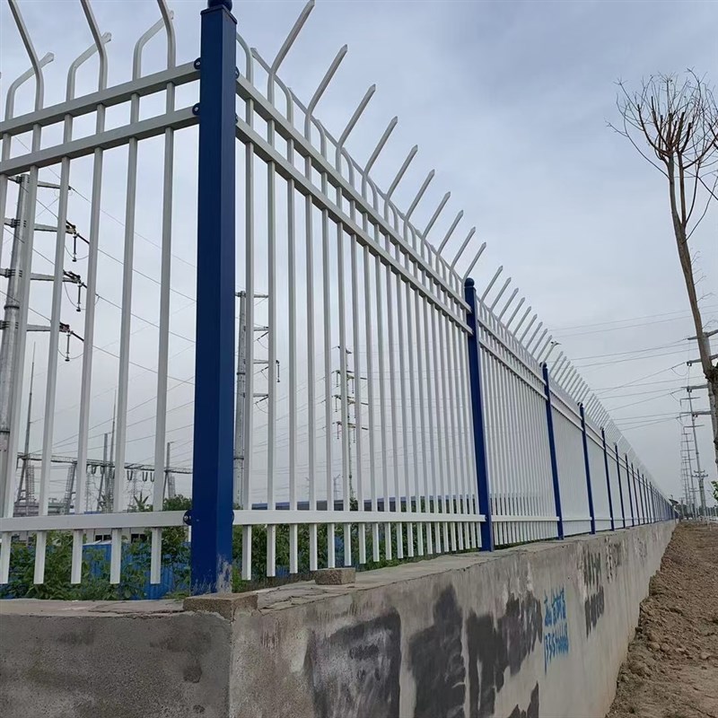 铁艺围墙护栏锌钢U型折弯草坪绿化带栅栏公园小区别墅庭院围栏杆