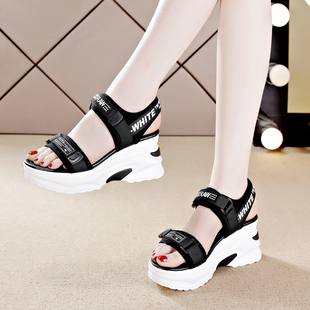 内增高凉鞋女厚底坡跟休闲老爹运动鞋子I高跟女士魔术贴夏天沙滩