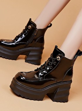 马丁靴女小个子增高20q24年秋冬新款高跟加绒短靴子厚底粗跟女靴