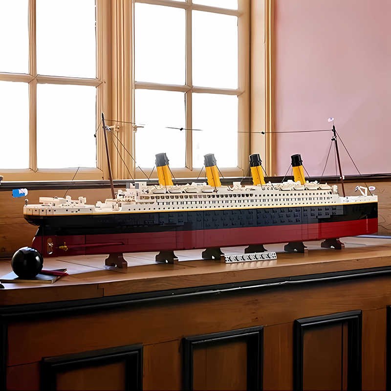 泰坦尼克号积木轮船模型成人版高难度巨大型男孩益智拼装玩具礼物
