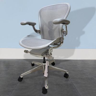 Herman Miller Aeron 2代赫曼米勒人体工学椅久坐电竞办公椅椅子