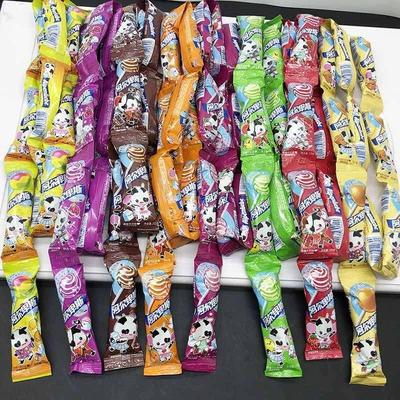 新货藏在袖子里的棒棒糖长