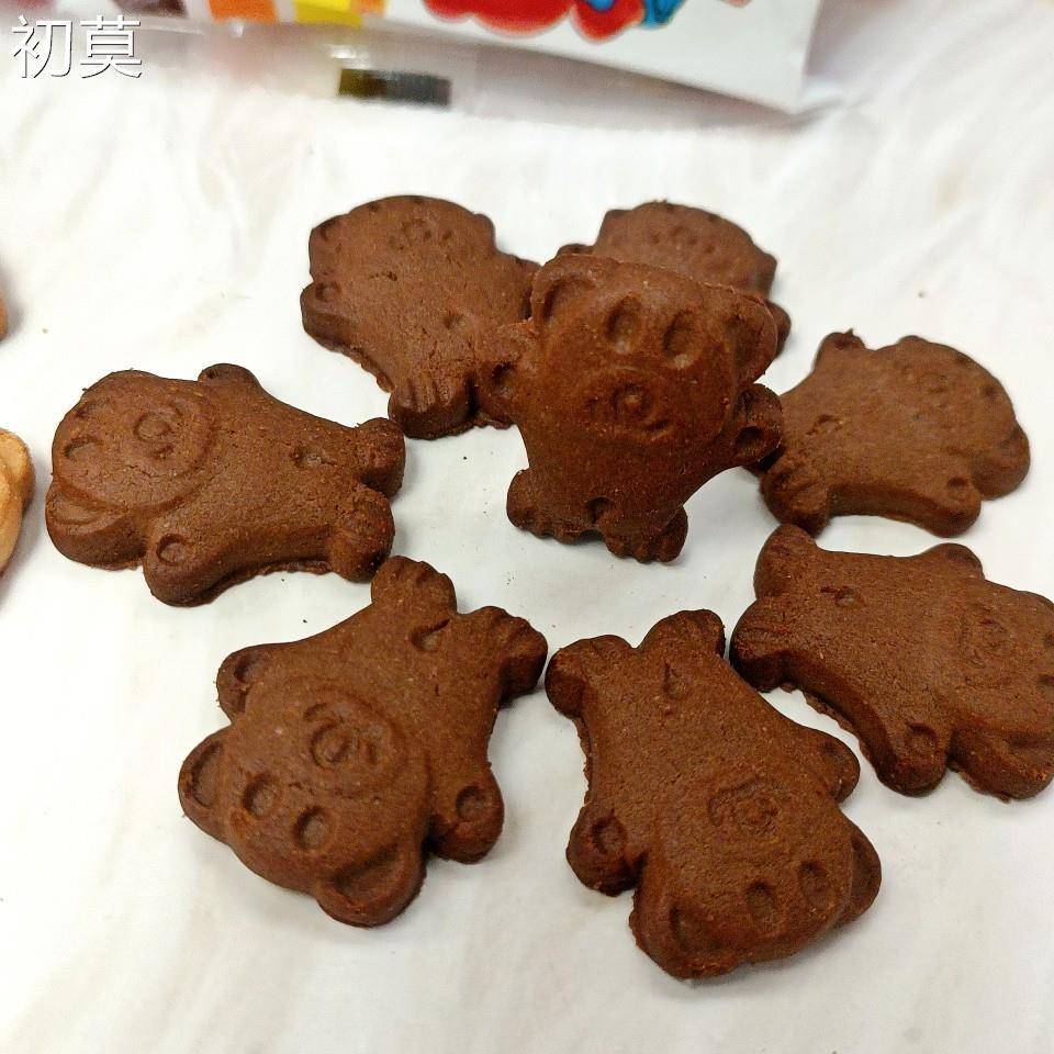 江顺熊仔饼干40g小熊饼干儿童饼干奶香朱古力味办公室充饥零食