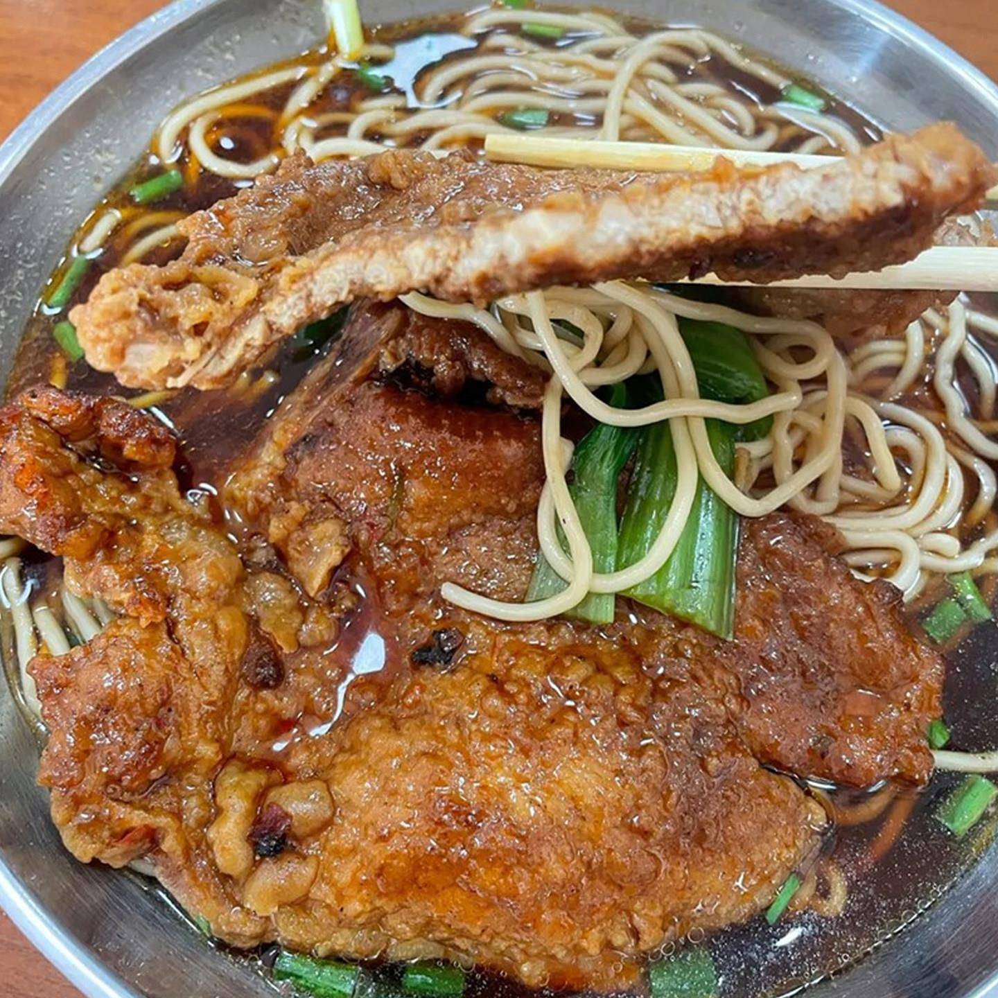 新货原切过油丁骨猪排商用红烧带骨T大排片沙县小吃套餐饭猪扒炸