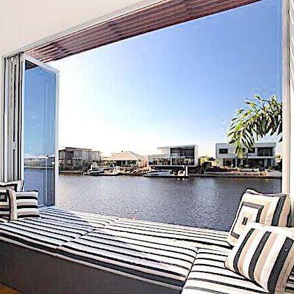 王品澳洲标准铝门窗双中空玻璃隔热系列折叠窗高隔音