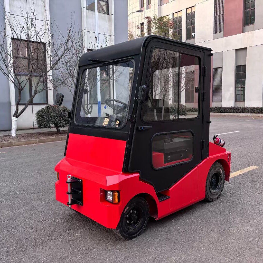 普尔夫15T电动座驾牵引车20吨全封闭驾驶室机场码头行李拖车头
