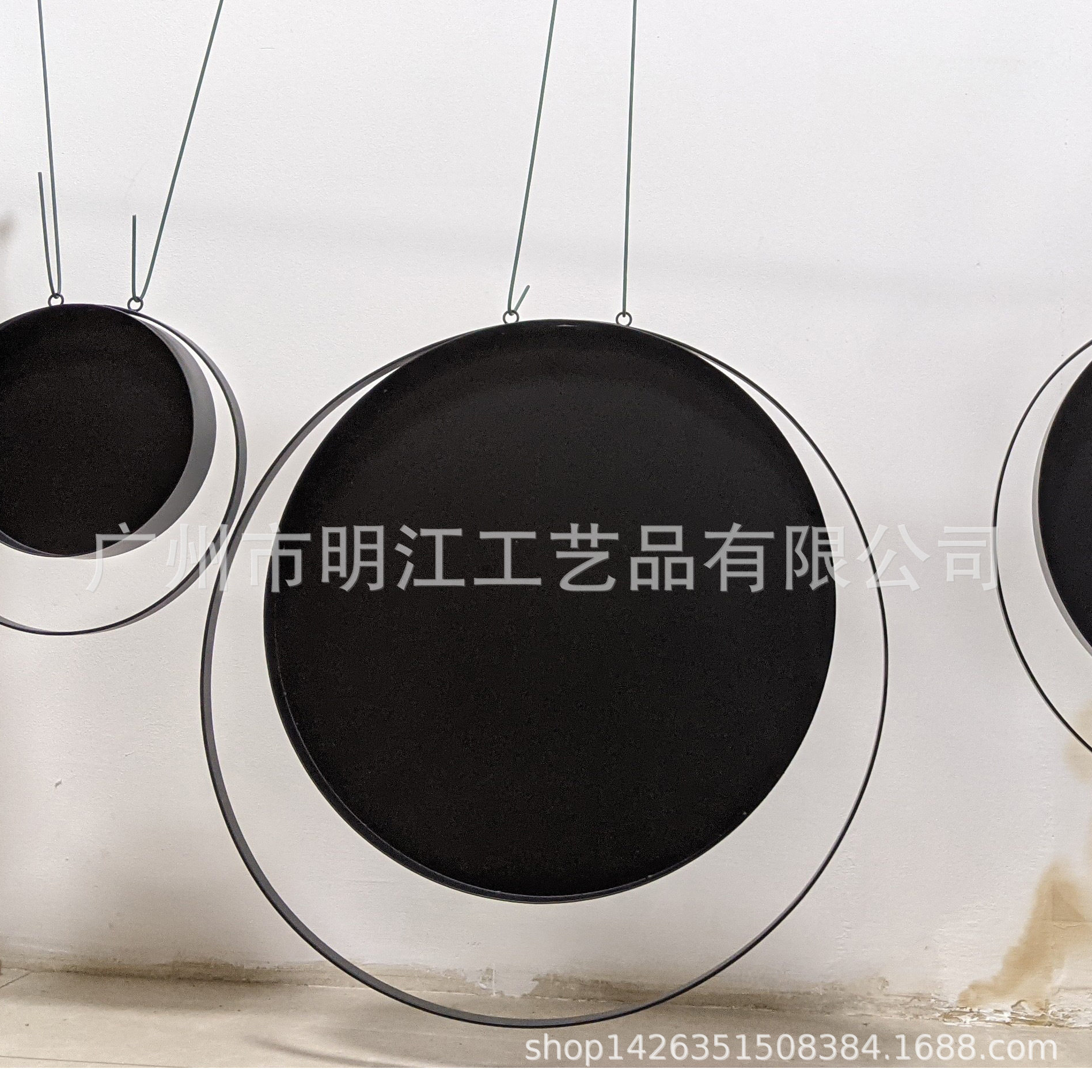 永生苔藓绿植铁艺空中垂挂挂饰餐厅服装店橱窗创意设计陈列装饰