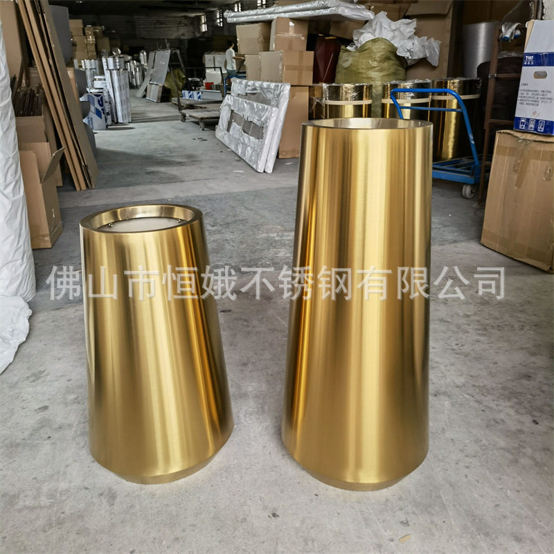 玫瑰金拉丝不锈钢异形花瓶可选色