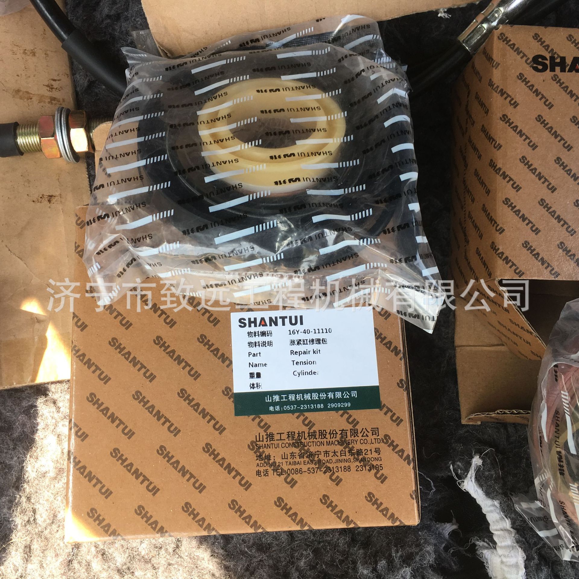 SD32提升缸涨紧油缸松土器倾斜缸松土缸变矩器变速箱倾斜缸