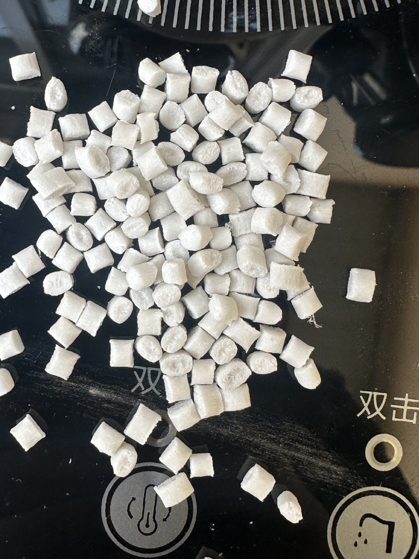 塑料颗粒批发再生料颗粒原料聚丙烯料白色增强PP颗粒