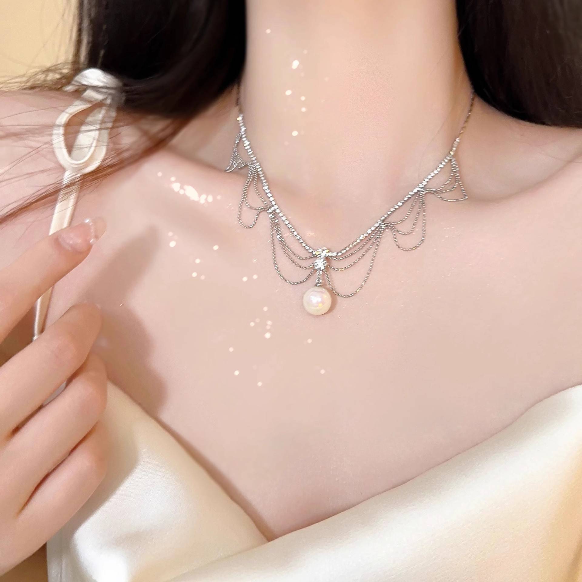 小清新闪钻蝴蝶珍珠项链女ins风百搭小众2024新品锁骨链轻奢配饰