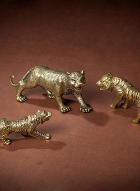 黄铜招财虎十二生肖摆件桌面礼品手把玩件家居装饰收藏生肖虎摆件