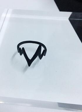 韩版个性简约弯曲闪电戒指 情侣式心电图高低戒指指环尾戒