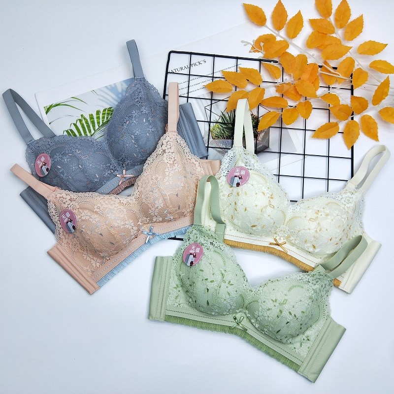 水晶伴侣E8372甜美蕾丝无磁无钢圈文胸小K胸A加厚调整型聚拢内衣