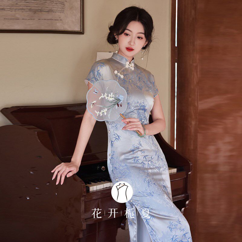 《比翼连枝》新中式旗袍高端大气上档次2025新款改良年轻款