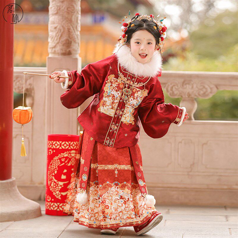 明制汉服女童拜年服2026马年冬装女孩国风马面裙唐装女宝宝新年装