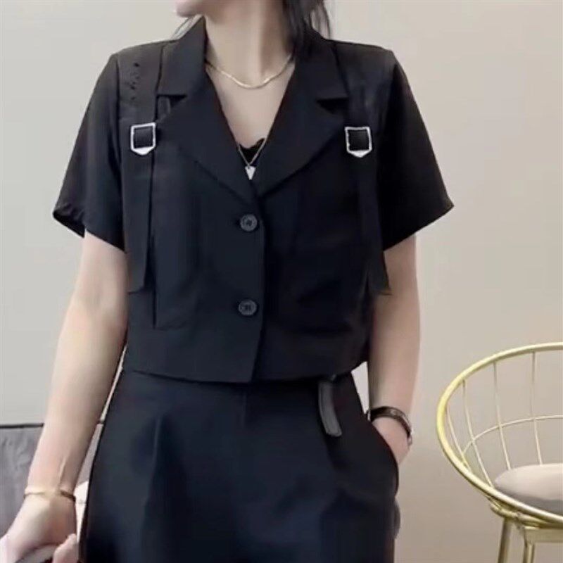 春夏款新款设计感高品质时髦薄款短款短装西装女短外套宽松休闲潮
