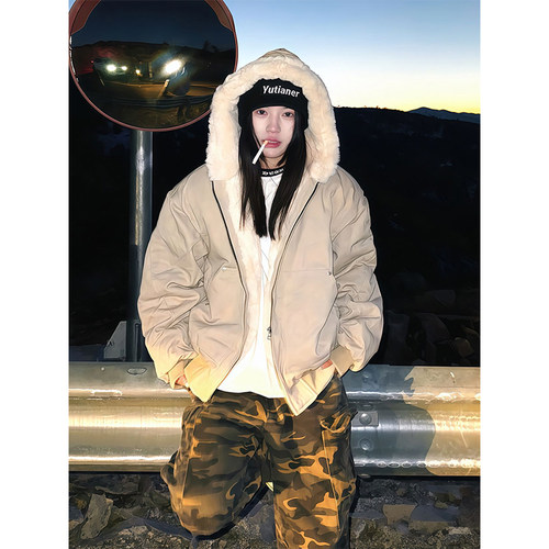 OkayThxBye仿水貂毛座山雕棉服