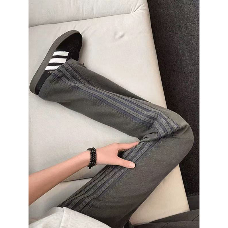 军绿色三条杠条纹裤子男款春季高级感美式直筒卫裤潮牌运动休闲裤