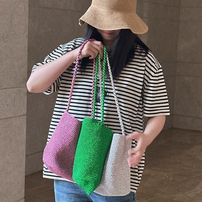 女士绿色粉色银色手工编织包水B桶包单肩包小众设计感小号洋气