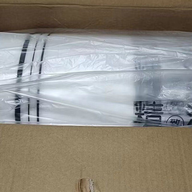 乾洗店通用洗衣不织布布包装卷打包卷洗衣工厂透明通用包装袋防尘