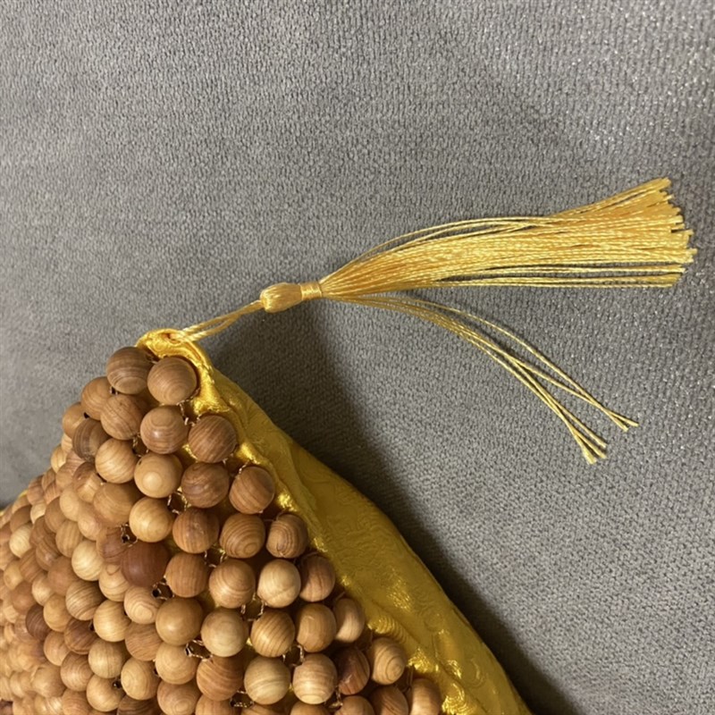 崖柏木刨花香粉枕头靠垫抱枕颈椎枕助眠安神修复颈椎