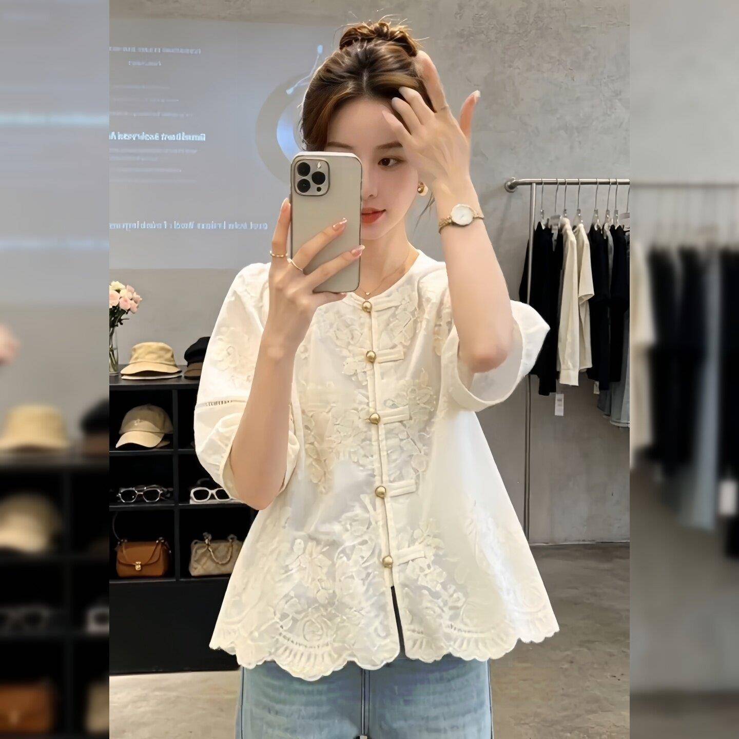 新品钩花镂空新中式刺绣短袖衬衫女高级感轻奢减龄洋气小衫2026年